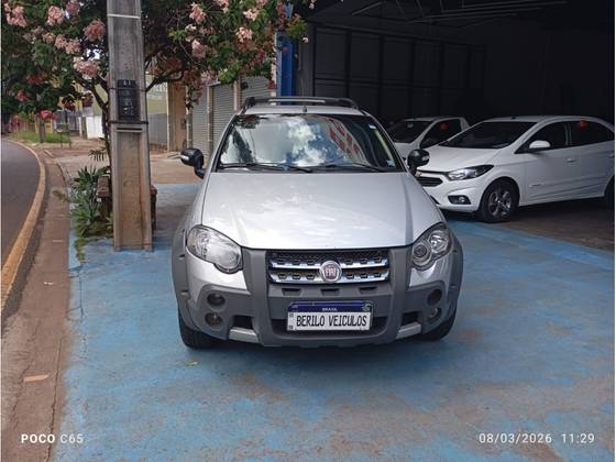 FIAT STRADA 1.8 MPI ADVENTURE CE 16V FLEX 2P MANUAL